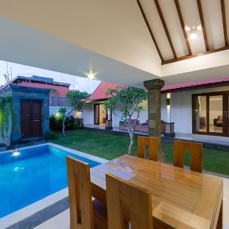 Paisa Villa Seminyak Kültér fotó